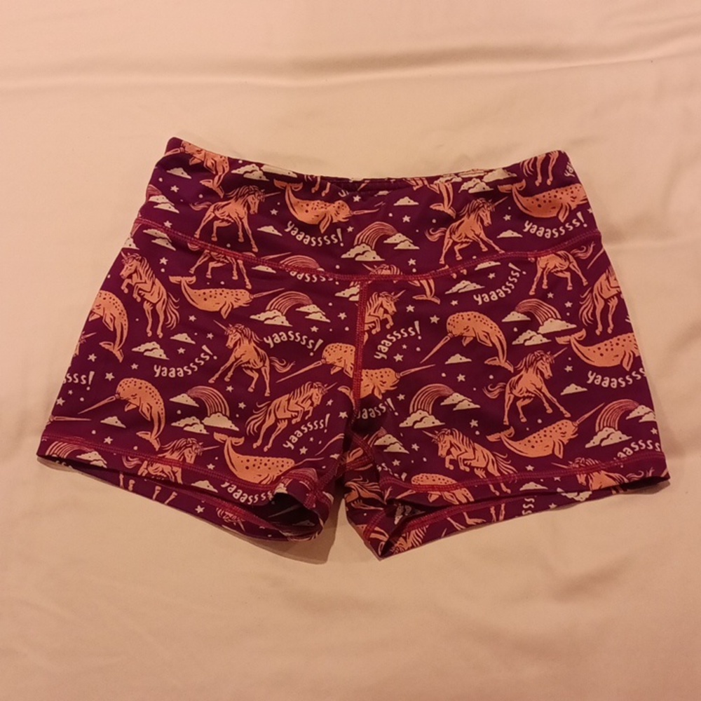 Weightlifting shorts